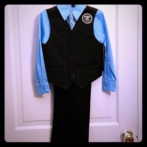 Boys suit set